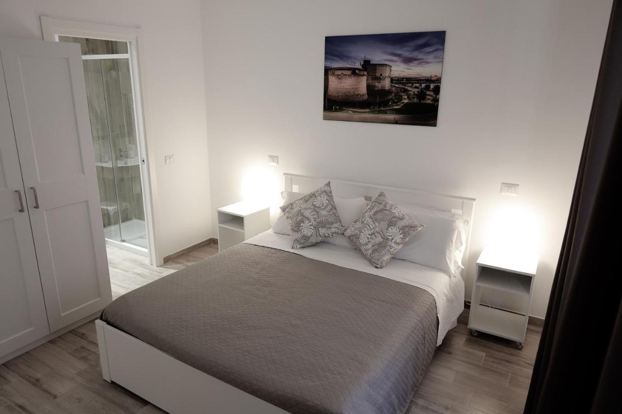 Central Guest House Чивитавекия Екстериор снимка
